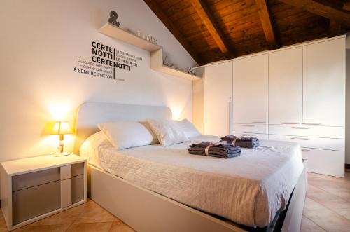 Quarto Inferiore Apartment | Family-Friendly Getaway at Casa Quarto di Luna - 8.8/10 Rating