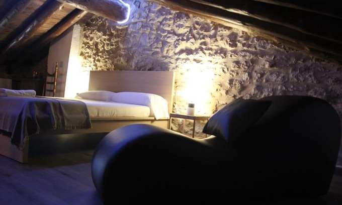 Vilafranca Ski Chalet | Scenic Mountain Views at Casa Rústica - Els Llavadors
