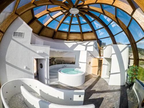 Donon House | Relax at Casa Rústica O Facho with Pool and Hot Tub