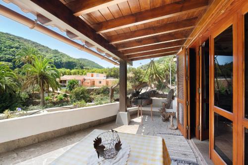 Agulo House | Pet-Friendly Casa Rural Medina 2: Ideal Family Retreat
