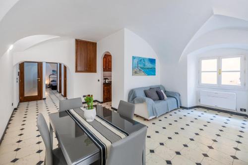 Finale Ligure Apartment | CASA RACHELE - Family-Friendly Apartment with Private Parking