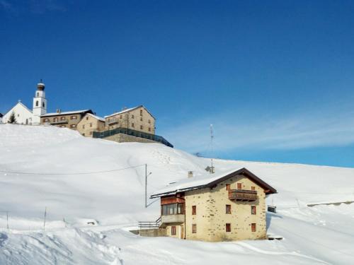 Sant'Anna Apartment | Casa Rainolter: Family & Pet-Friendly Getaway, Rated 9.1