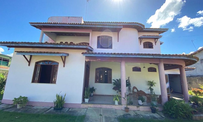 Valenca House | Cozy Casa Raiz: Pet Friendly with Kitchen Amenities