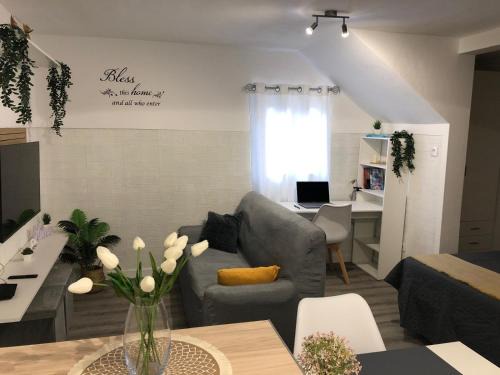 Arrabal Apartment | Casa Refugio A