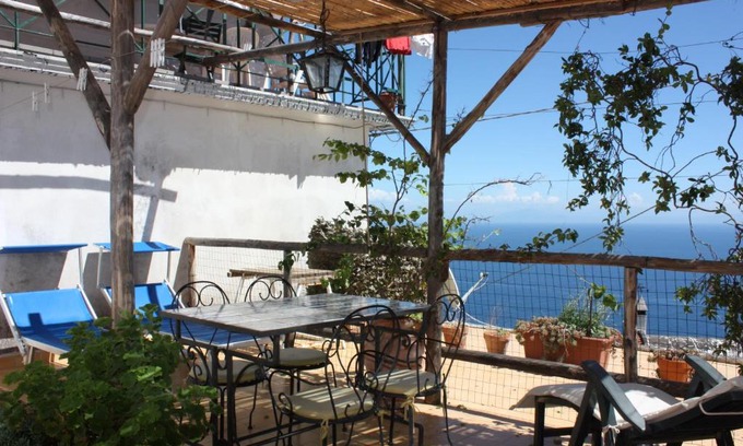 Conca dei Marini Apartment | Relax at Casa Reginella: Oceanfront Bliss for Families