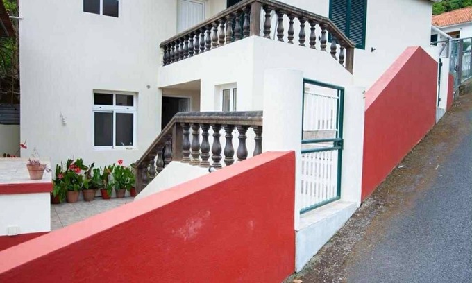 Arco de Sao Jorge House | Top-Rated Casa Reis Refuge with Ocean Views in Arco de São Jorge