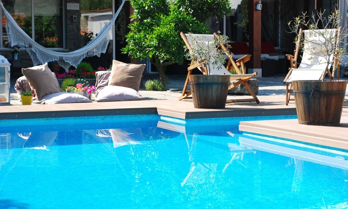 Lamego House | Discover Casa Relógio de Sol: Family-Friendly Retreat