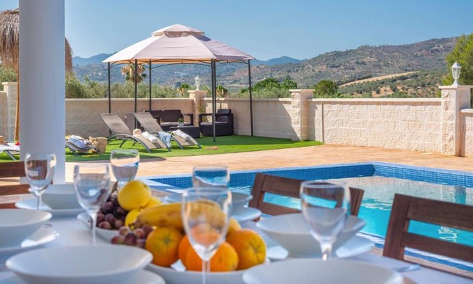 Tolox Villa | Delightful Casa Rio Grande 2 Tolox with Pool & Kids' Fun