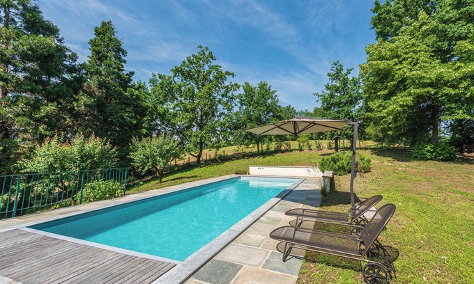 Asti Villa | Casa Rita: Relaxing Retreat with Pool and Ocean Views