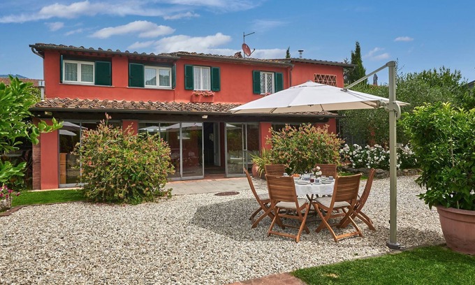 Capannori Villa | Unforgettable Stay at Casa Rocchi, Capannori - 10/10 Rated