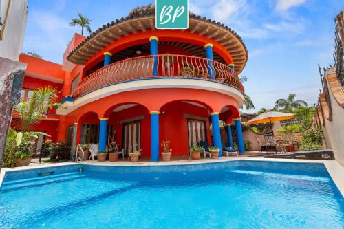 Bucerias House | Elegant Casa Rodeo: Villa with Pool & Ocean Views