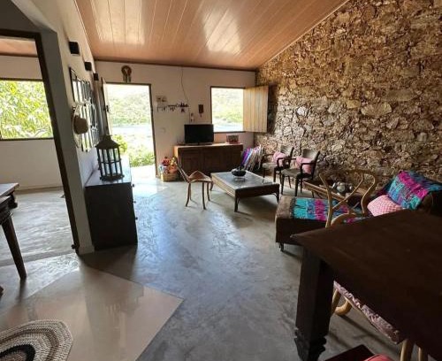 Piranhas House | Welcoming Casa Rosada: Family-Friendly Comfort Awaits