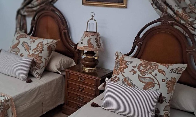 San Carlos del Valle Cottage | Relax at Casa Rural Doña Gumersinda in San Carlos del Valle