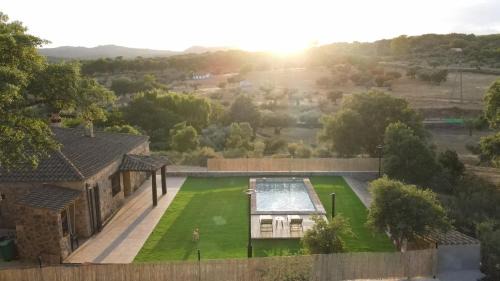 San Vicente de Alcantara House | Discover Casa Rural La Vega: Pet-Friendly Retreat with Ocean View