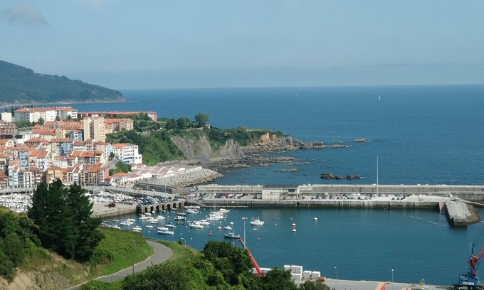 Bermeo House | Relaxing Getaway at Casa Rural Arrizurieta with Spa & Dining