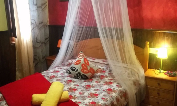 Chulilla Cottage | Discover Casa Rural Baronia: Ideal for Families & Pets