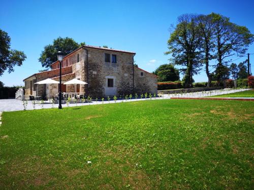 Melide House | Seaside Retreat at Casa Rural Camino Real - 10/10 Rated