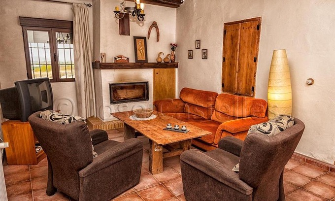 Yecla House | Cozy Casa Rural Casa Máxima with Ocean View & Pool