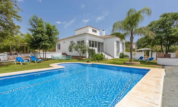 Marchena House | Discover Casa Rural Dehesa de las Yeguas: Pet-Friendly Escape