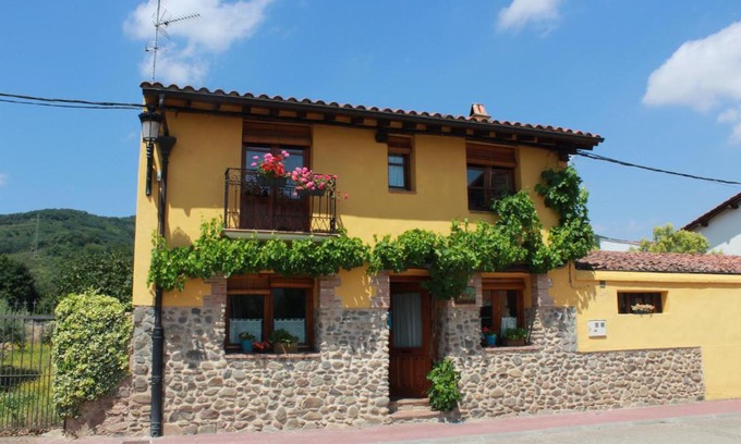 Santurde House | Discover Casa Rural Edulis: Family-Friendly Retreat Awaits