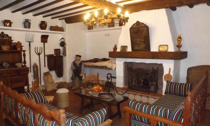 Los Hinojosos House | Relax at Casa Rural El Arriero with Pool and Family Comfort