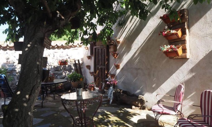 Avila House | Top-Rated Casa Rural El Guindo: Perfect for Families