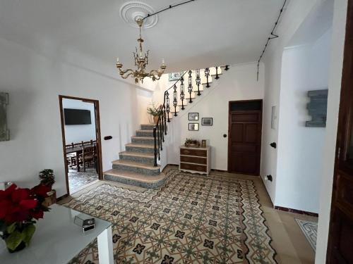 Alatoz House | Pet-Friendly Retreat: Casa Rural El Molino 2, Rated 10/10