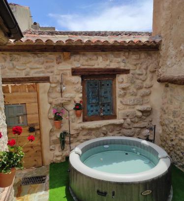 Siguenza House | Relax at Casa rural El Rincón de las Estrellas - 10/10 Rating