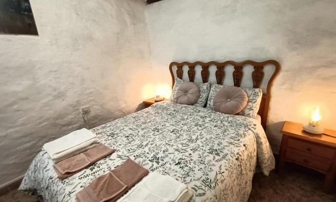 Agulo House | Immerse in Nature: Alonso y Carmen at Garajonay Park