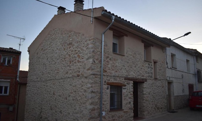 El Pardal House | Pet Friendly Retreat: Casa Rural Fuente de la Plata - 9.8/10