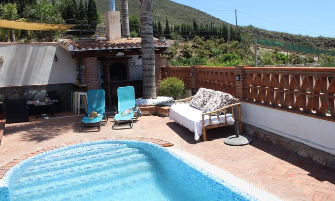 Molvizar Cottage | Relax at Casa Rural Julia Y Chloé with Pool and Spa