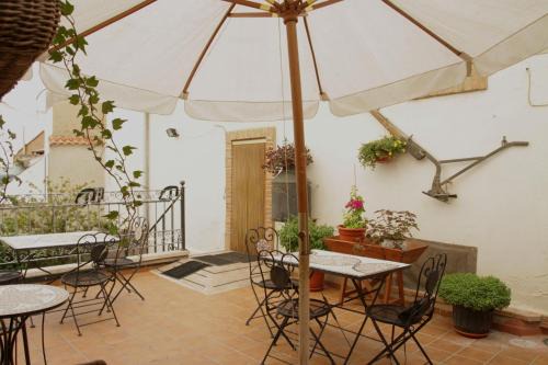 Arguedas House | Discover Casa Rural "La Bardena Blanca I" with Ocean Views