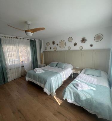 Lapeza Villa | Relax at Casa Rural La Chicuela: 9.5/10 & Family Friendly