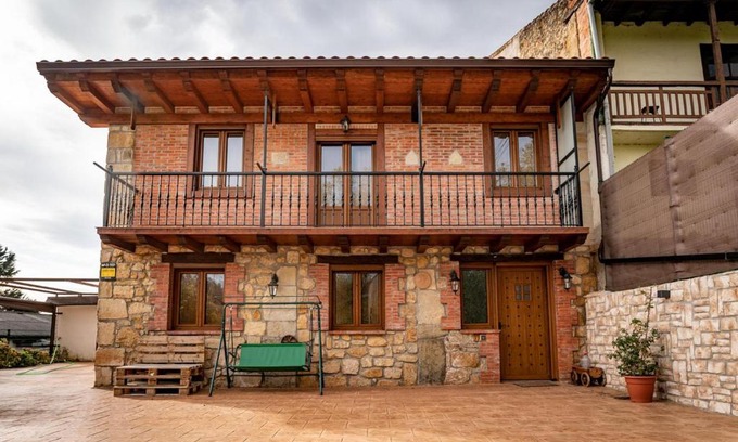 Anero House | Relax at Casa Rural La Magdalena with Oceanfront Views