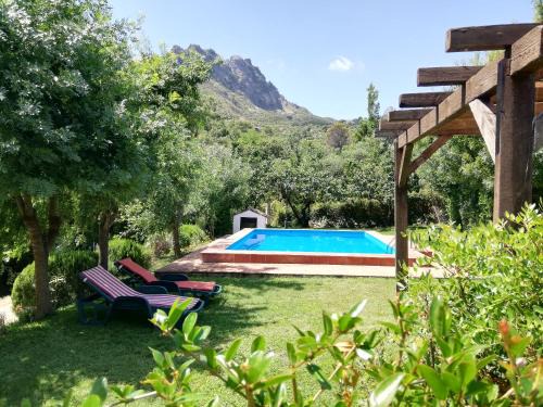Grazalema House | Discover Casa Rural La Maquinilla: Oceanfront Oasis