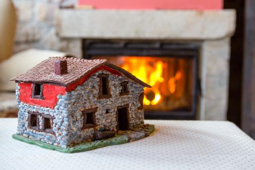 Onis House | Discover Casa Rural La Torraya: Family-Friendly Retreat