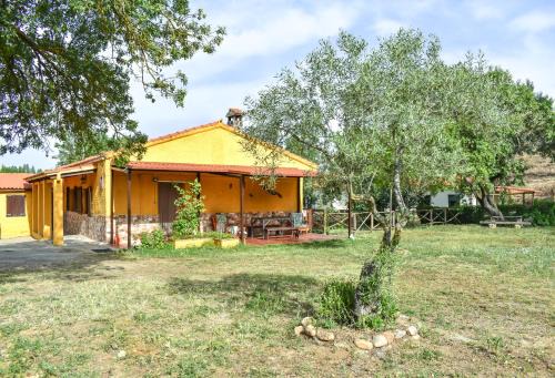 Ciudad Rodrigo House | Top-Rated Casa Rural Los Barreros - Pet & Child Friendly