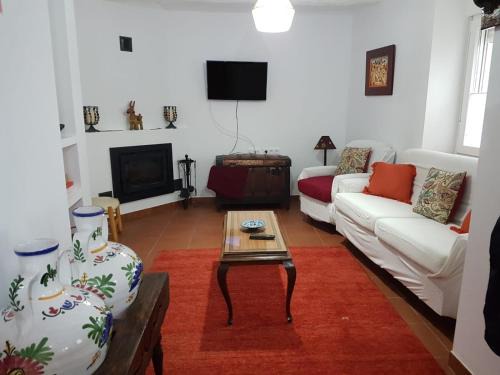 Vilches House | Discover Casa Rural Maestre: Pet & Child Friendly Retreat