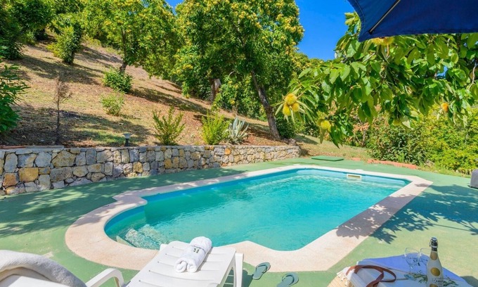 Cartajima Villa | Charming Casa Rural Molino de la Máquina with Ocean View
