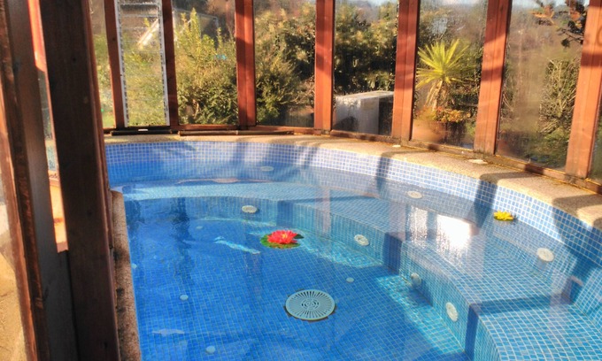Barro House | Unforgettable Stay at Casa Rural Os Carballos with Spa & Pool