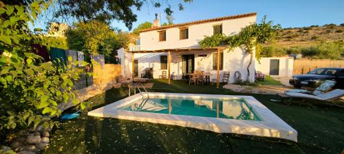 Yeste House | Inviting Casa Rural Puente de la Vicaria with Ocean Views