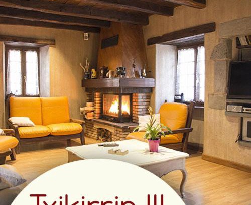 Villanueva de Aezcoa House | Pet Friendly Retreat at Casa rural Txikirrin III