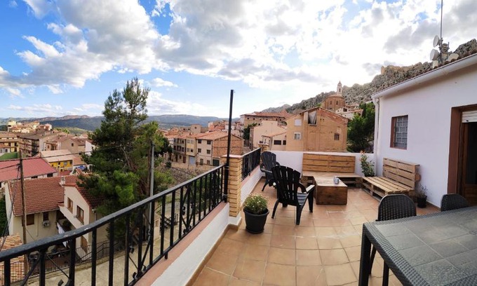 Castellote House | Family-Friendly Stay at Casa Rural Tobal - Rated 9.4/10