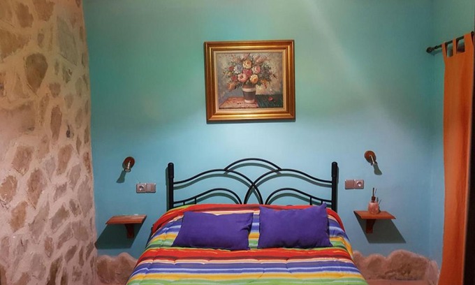 Enguidanos House | Relaxing Stay at Casa Rural Valle del Cabriel with Ocean Views
