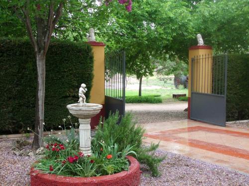 Ecija House | Pet-Friendly Retreat at Casa Rural Villa Rosa - Rated 8.8