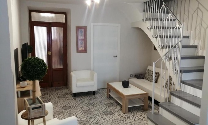 Rute House | Casa Rute: Family and Pet-Friendly Retreat with Great Ratings