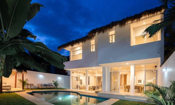 P Chahue House | Casa Sá: Family-Friendly Retreat 5 Min from the Beach