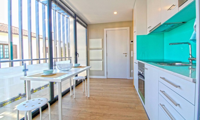 Viana do Castelo Apartment | Casa S. Vicente- with private parking