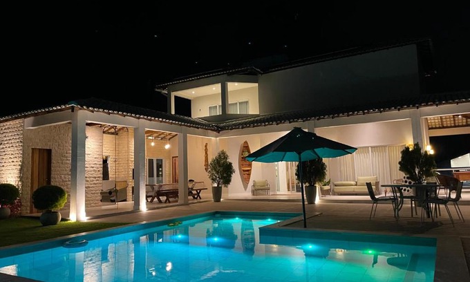 Salinopolis House | Explore Casa Salinópolis: Oceanfront Residence with Pool