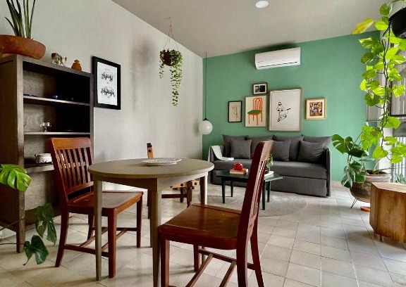 Americana Apartment | Comfortable Casa San Fernando: Pet-Friendly Family Retreat